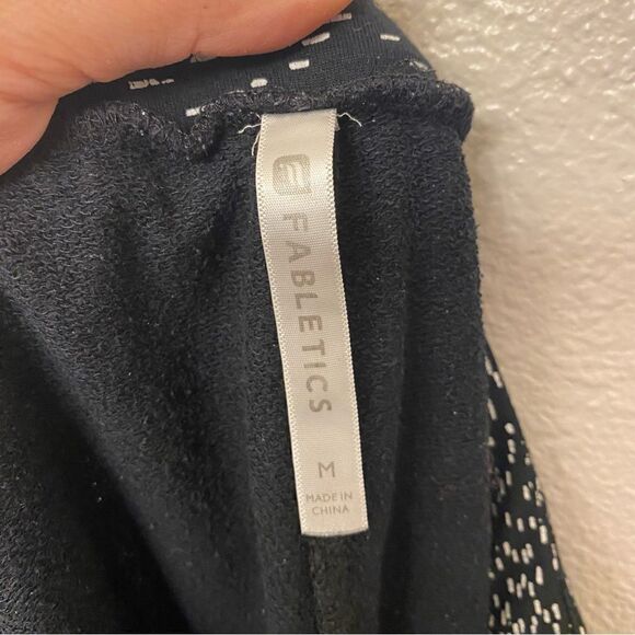 Fabletics high Hamilton Sweatpant Foldover Constellation Print Cropped Jogger-M - Picture 8 of 10